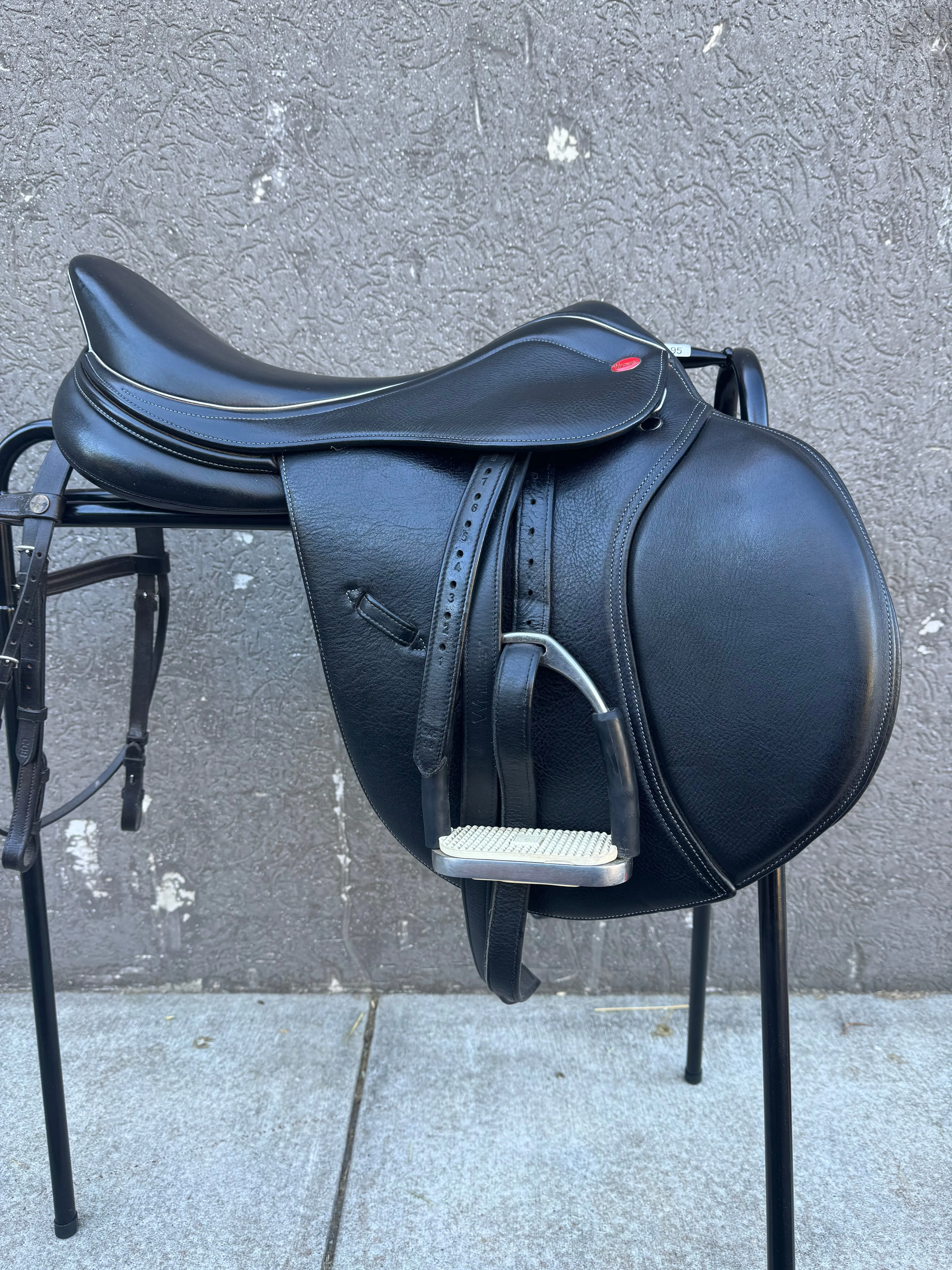 Whitaker Bedale GP Jump Saddle