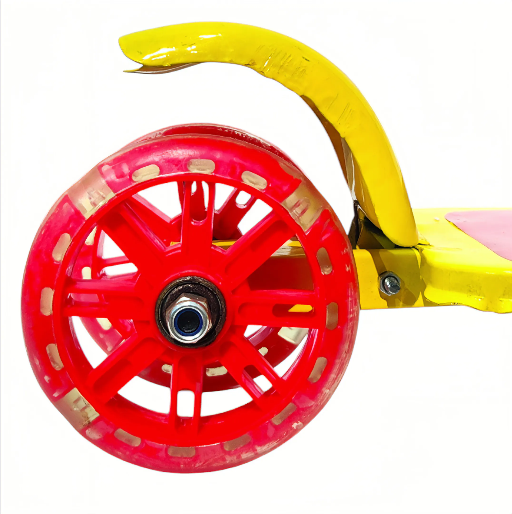 Yellow Adjustable 3 Wheel Foot Kick Scooter For Children Boys & Girls (3-8 Years) BCP1060A